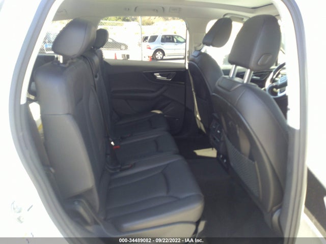 Audi Q7 2019 WA1LAAF78KD011984 Image 10