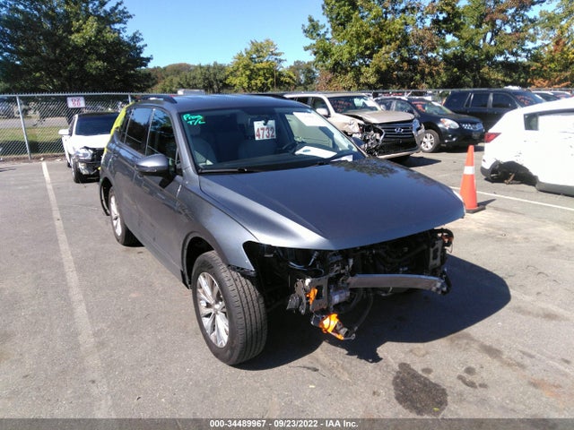 2020 Volkswagen Tiguan, VIN: 3VV0B7AX0LM110743