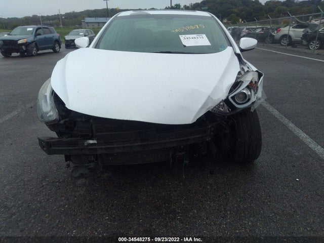 2015 HYUNDAI ELANTRA SE VIN: 5NPDH4AE8FH590102