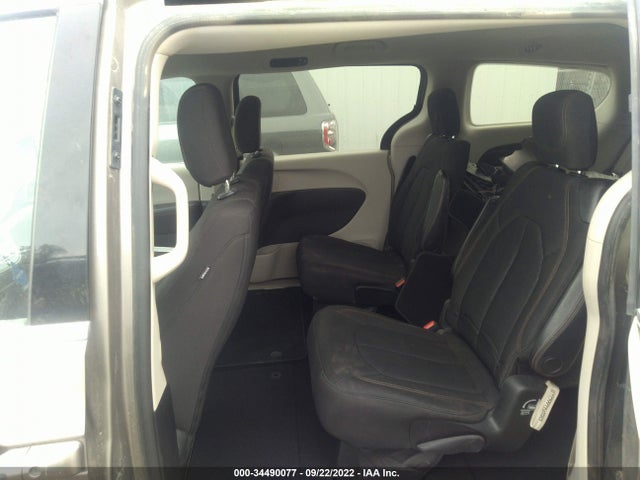 2C4RC1DG7HR770760 Chrysler Pacifica Touring