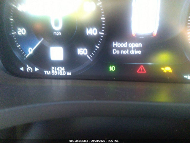 2021 Volvo XC60, VIN: YV4102RK6M1782709