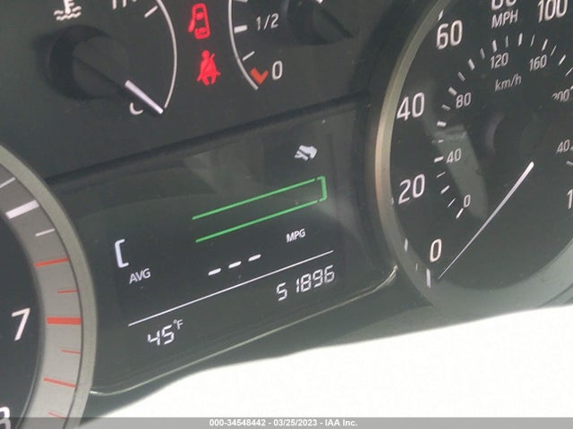 2015 NISSAN SENTRA SR VIN: 3N1AB7AP8FY228204