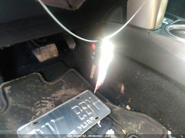 2018 TOYOTA RAV4 LE VIN: JTMZFREV2JJ205605