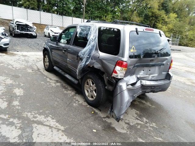 2007 FORD ESCAPE XLT VIN: 1FMYU03157KA83205