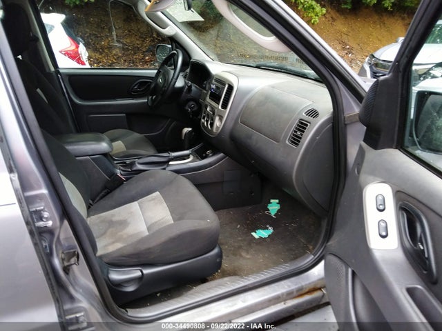 2007 FORD ESCAPE XLT VIN: 1FMYU03157KA83205