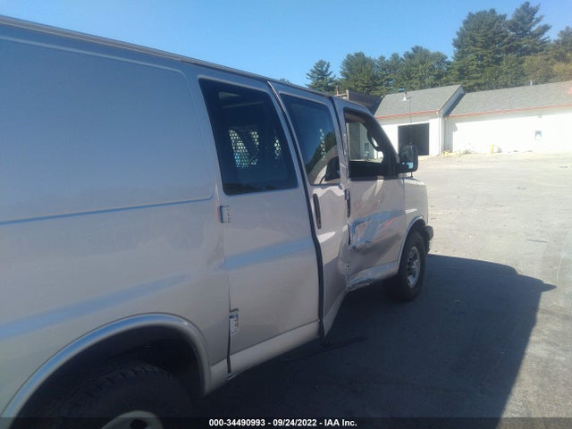Chevrolet EXPRESS CARGO VAN 2017 1GCWGAFG9H1180701 Image 7