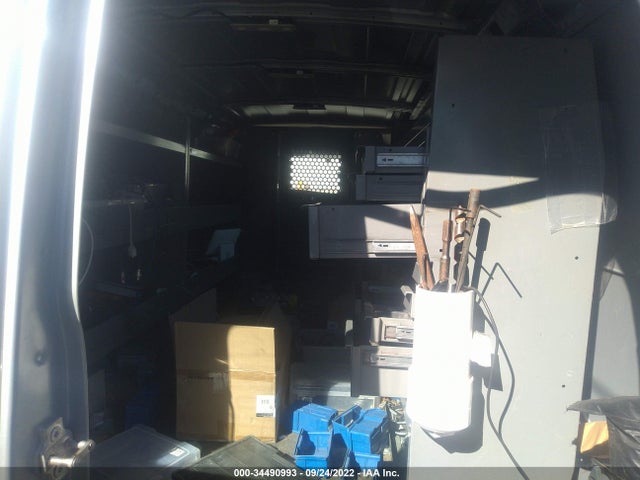 Chevrolet EXPRESS CARGO VAN 2017 1GCWGAFG9H1180701 Image 9