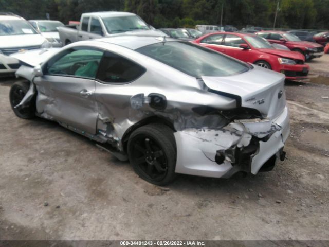 2015 HYUNDAI GENESIS KMHHU6KJ2FU123277 Photo 2