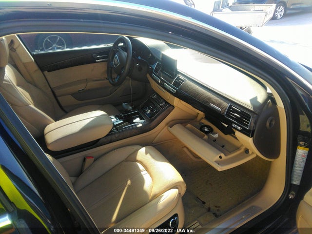 2017 Audi A8, VIN: WAU44AFD9HN016571