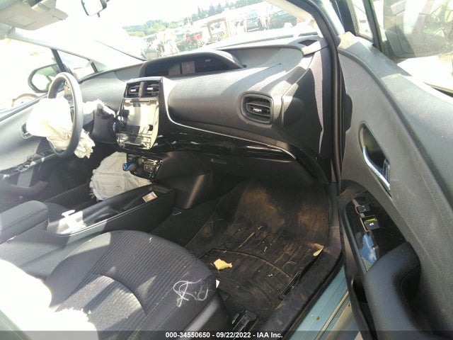 Toyota Prius Two 2016 JTDKBRFU9G3512107 Image 5