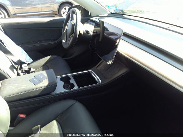 Tesla Model Y Long Range 2021 5YJYGDEE2MF267643 Image 6