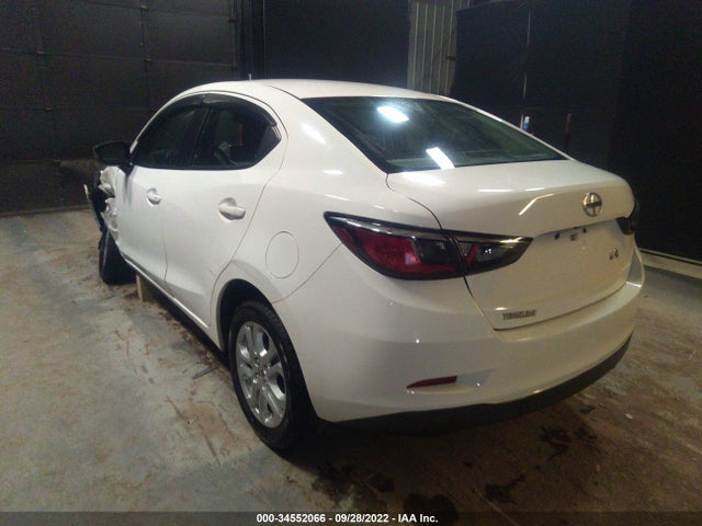 2016 Scion IA, VIN: 3MYDLBZV9GY143498