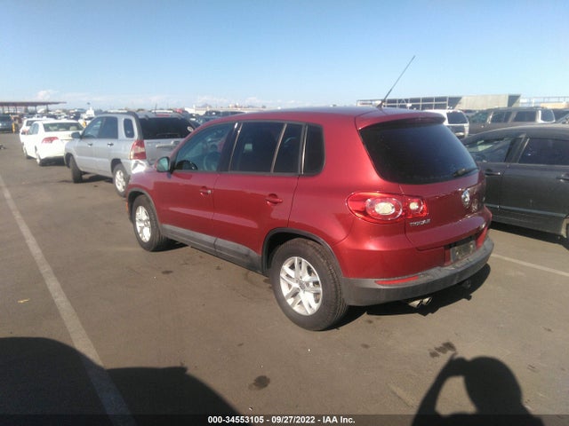 2011 VOLKSWAGEN TIGUAN S VIN: WVGAV7AX7BW000308