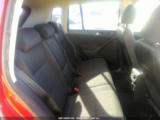 2011 VOLKSWAGEN TIGUAN S VIN: WVGAV7AX7BW000308
