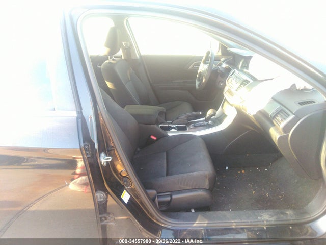2015 HONDA ACCORD SEDAN LX VIN: 1HGCR2F32FA195409
