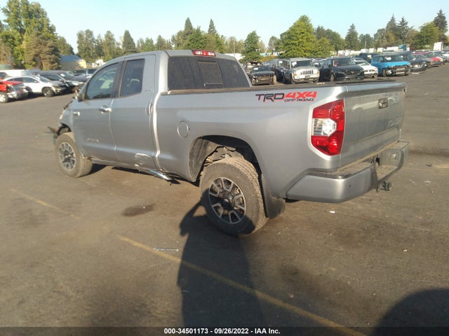 2017 Toyota Tundra, VIN: 5TFBW5F17HX633635