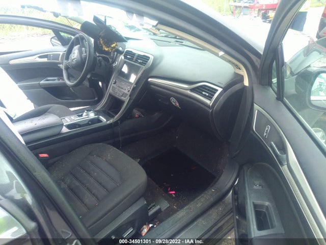2019 Ford Fusion, VIN: 3FA6P0LU1KR120239