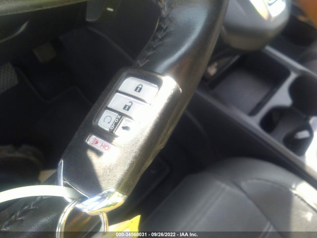2020 Honda CR-V, VIN: 7FART6H82LE013676