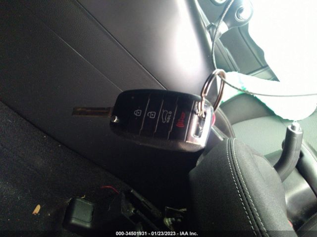 KNDJP3A55J7540352 KIA SOUL +