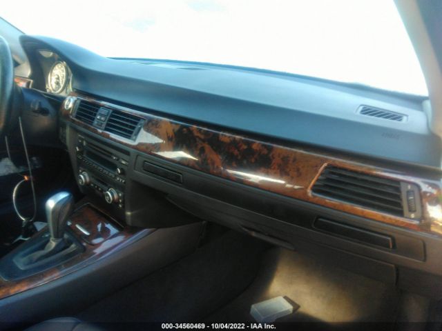 2008 BMW 3 SERIES WBAVA37568NL45874 Photo 4