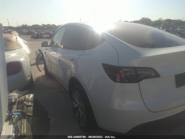 Tesla Model Y Long Range 2022 7SAYGAEE3NF359606 Image 4