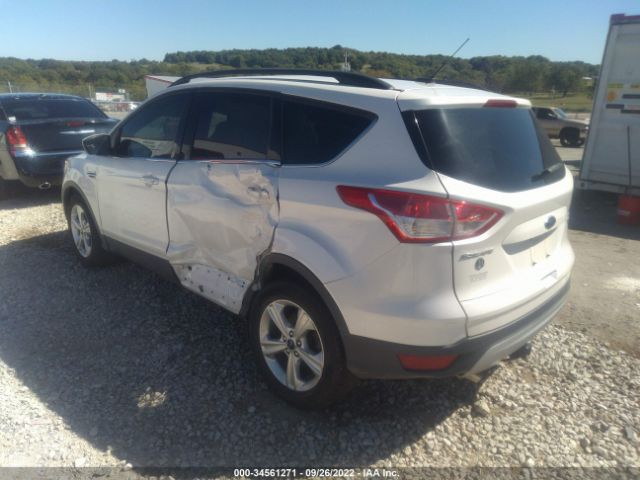 1FMCU0GX9GUA37745 Ford ESCAPE SE