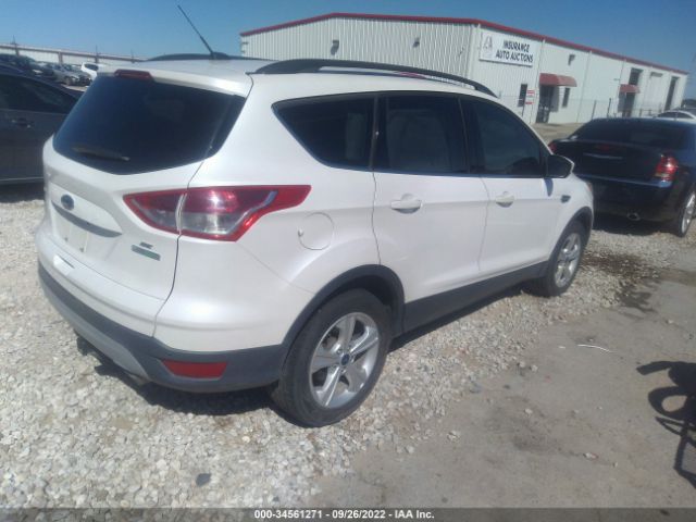 1FMCU0GX9GUA37745 Ford ESCAPE SE