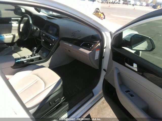 2016 Hyundai Sonata, VIN: KMHE34L15GA018759