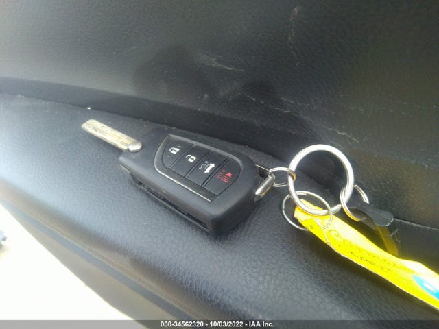 Toyota CAMRY SE 2020 4T1G11AK3LU933952 Image 3