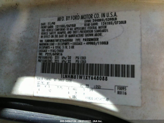 Lincoln Town Car 1999 1LNHM81W1XY648088 Image 10