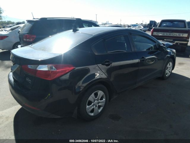KNAFK4A69F5378129 KIA FORTE LX