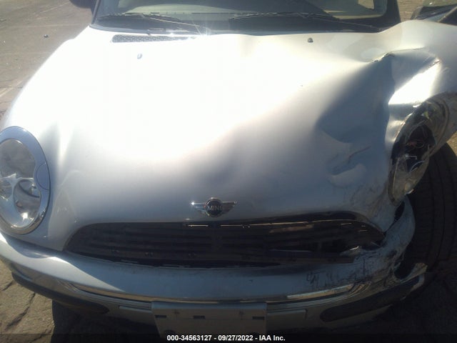2003 MINI COOPER HARDTOP VIN: WMWRC334X3TC46183