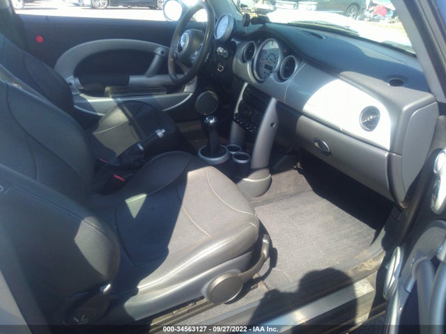 2003 MINI COOPER HARDTOP VIN: WMWRC334X3TC46183