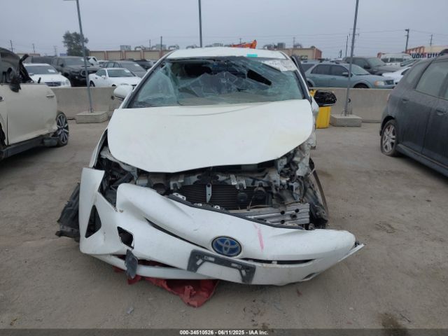 JTDKARFU4G3022953 Toyota Prius Three Touring