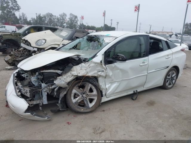 JTDKARFU4G3022953 Toyota Prius Three Touring