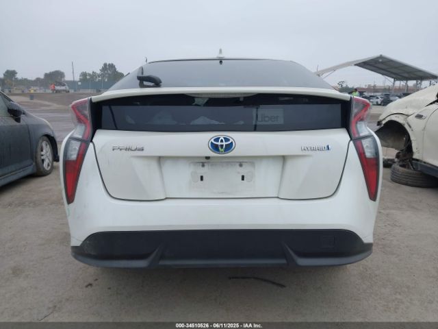 JTDKARFU4G3022953 Toyota Prius Three Touring