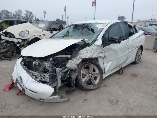 JTDKARFU4G3022953 Toyota Prius Three Touring