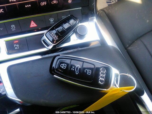 2022 Audi e-tron, VIN: WA1AAAGE8NB012850