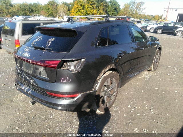 2022 Audi e-tron, VIN: WA1AAAGE8NB012850