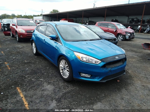 2016 Ford Focus, VIN: 1FADP3N29GL390538