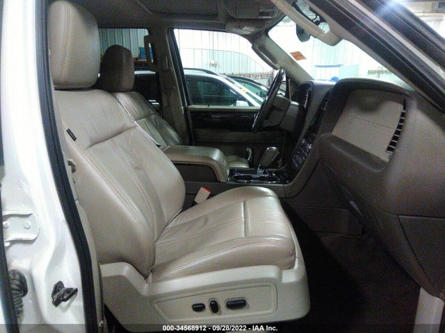2015 Lincoln Navigator, VIN: 5LMJJ2JT3FEJ00586