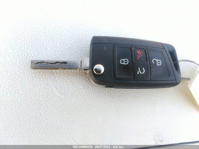 2020 Volkswagen Tiguan, VIN: 3VV0B7AX8LM112305