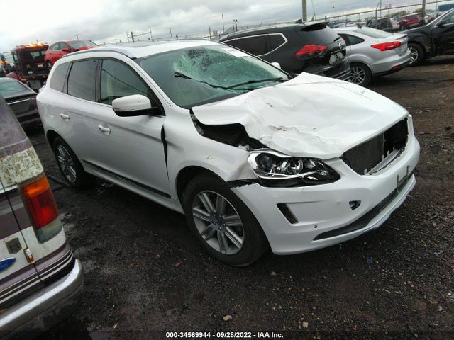 2016 Volvo XC60, VIN: YV4612RK2G2867175