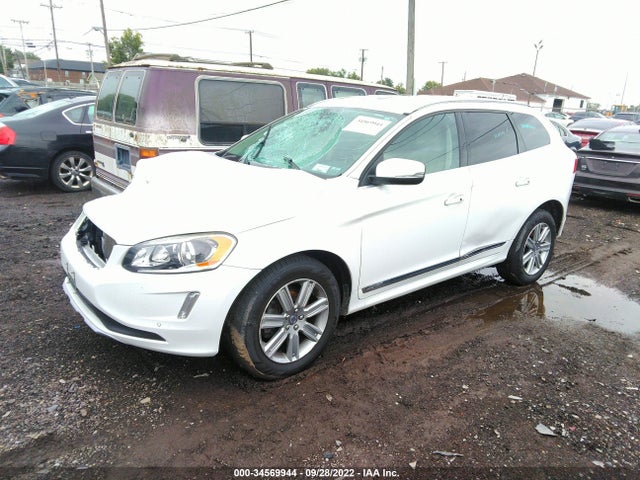 2016 Volvo XC60, VIN: YV4612RK2G2867175