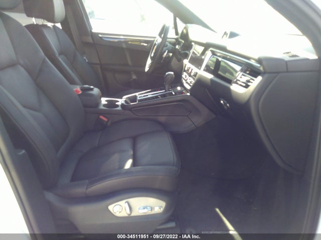 2022 Porsche Macan, VIN: WP1AA2A57NLB06974