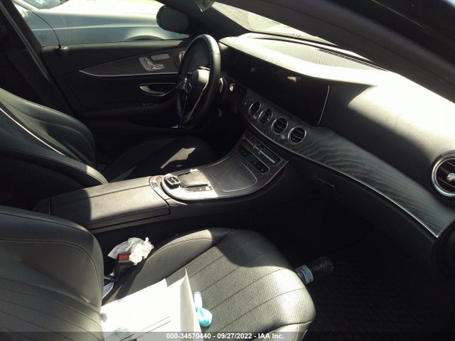 2021 Mercedes-Benz E-Class, VIN: W1KZF8DB6MA927655