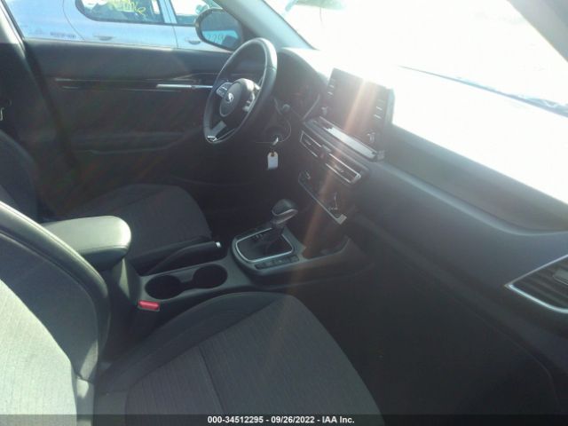 KNDEUCAA7M7206982 KIA SELTOS S