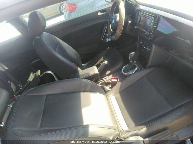2018 Volkswagen Beetle, VIN: 3VWFD7AT9JM714107