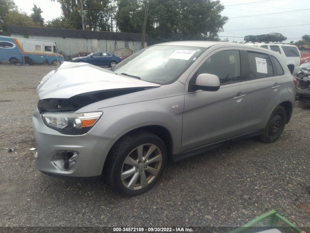 4A4AP3AW8FE043333 Mitsubishi OUTLANDER SPORT