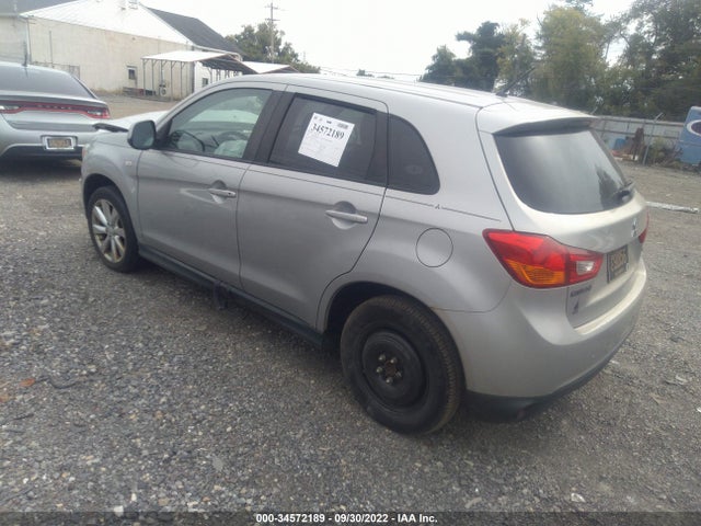4A4AP3AW8FE043333 Mitsubishi OUTLANDER SPORT